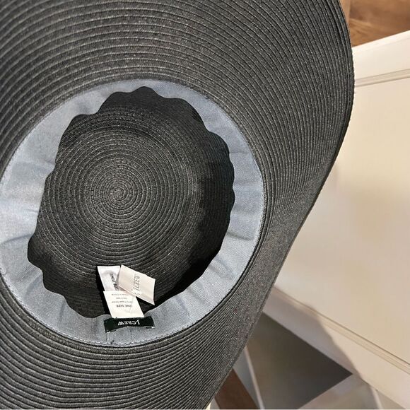 J. Crew Black Textured Floppy Summer Straw Hat nwt - Picture 4 of 5